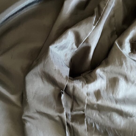 All Weather Woman  Black Light Spring Coat  Size 18  - Sequence - Picture 8 of 12